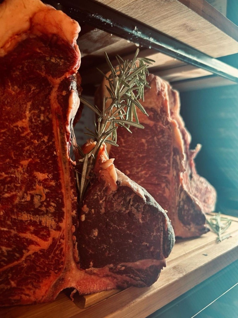 Tagli di carne selezionata De Rose — manzo argentino alla brace